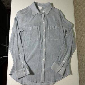 Club Monaco - Womens Light weight blouse - Medium